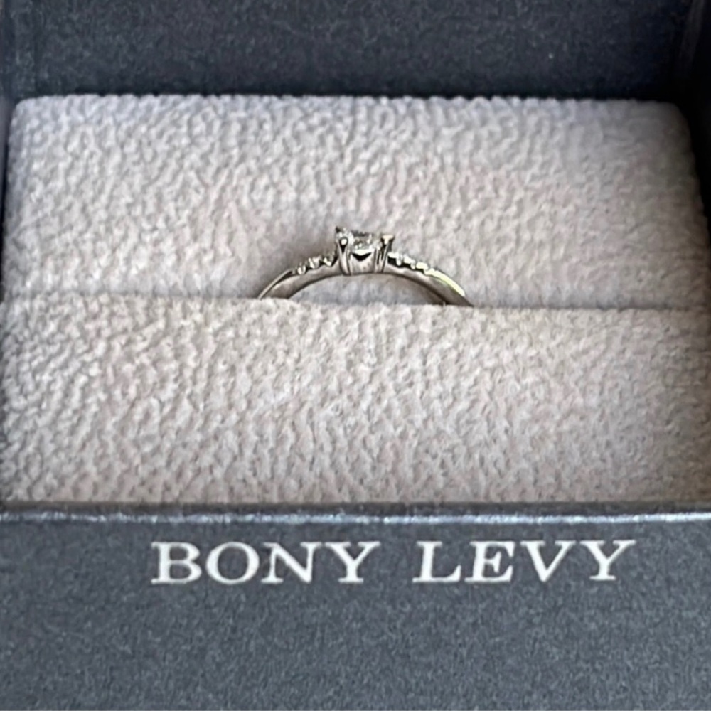 Bony Levy Liora 18k white gold sz 6 teardrop diamond